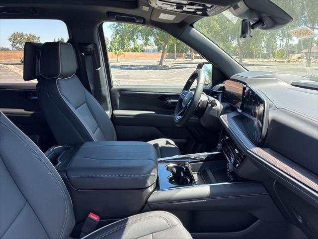 2026 Chevrolet Suburban Premier, 4WD