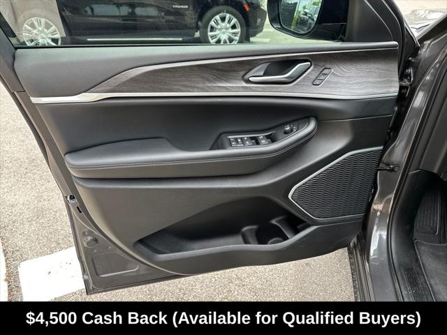 2026 Jeep Grand Cherokee L Limited 4x2