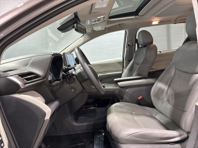 2023 Toyota Sienna Limited