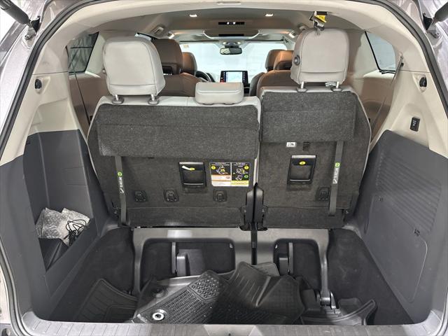 2023 Toyota Sienna Limited