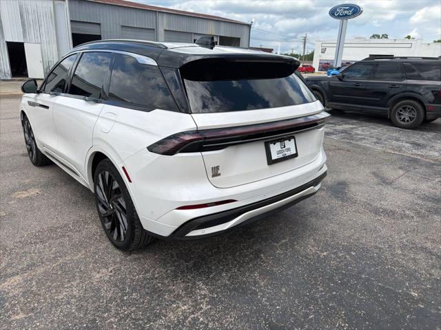 2024 Lincoln Nautilus Black Label