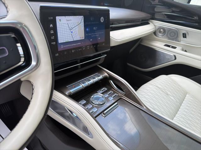 2024 Lincoln Nautilus Black Label