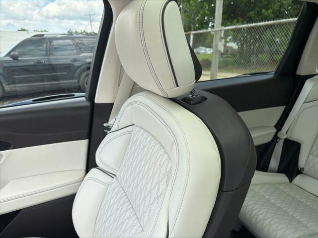 2024 Lincoln Nautilus Black Label