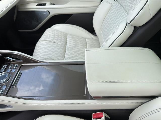 2024 Lincoln Nautilus Black Label