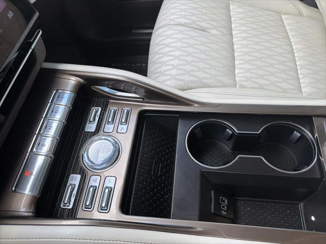 2024 Lincoln Nautilus Black Label
