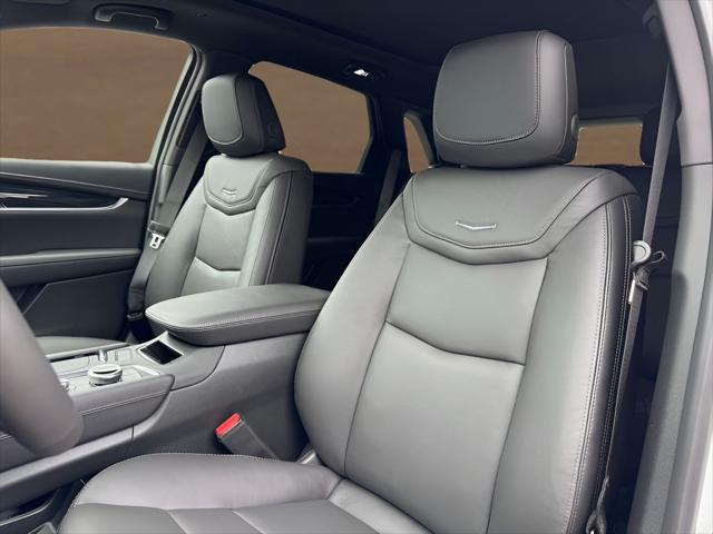 2026 Cadillac XT5 Premium Luxury FWD