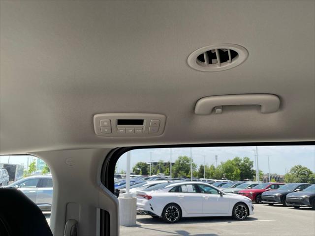 2026 Kia Carnival MPV LXS
