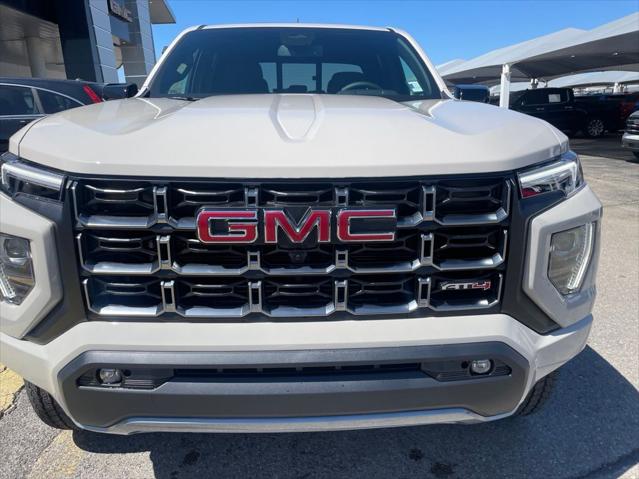 2026 GMC Canyon AT4, 4WD