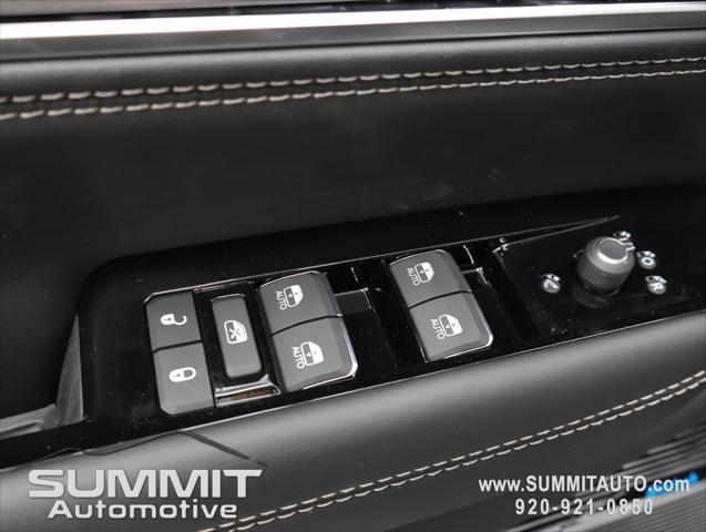 2026 Jeep Grand Wagoneer L Summit Obsidian 4x4
