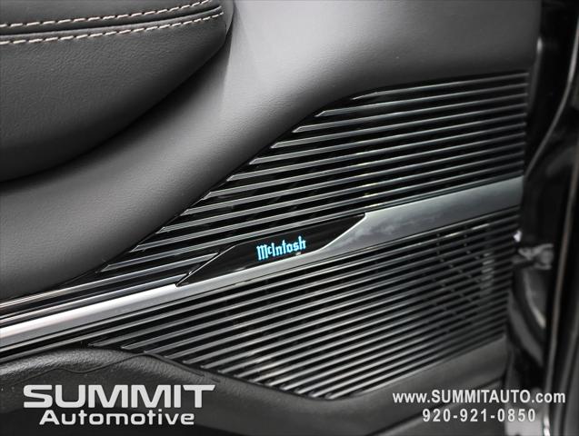 2026 Jeep Grand Wagoneer L Summit Obsidian 4x4