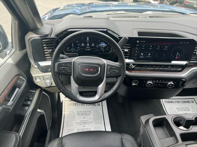 2024 GMC Sierra 1500 4WD Crew Cab Short Box SLT