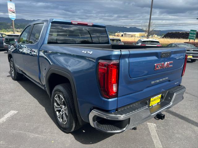 2024 GMC Sierra 1500 4WD Crew Cab Short Box SLT