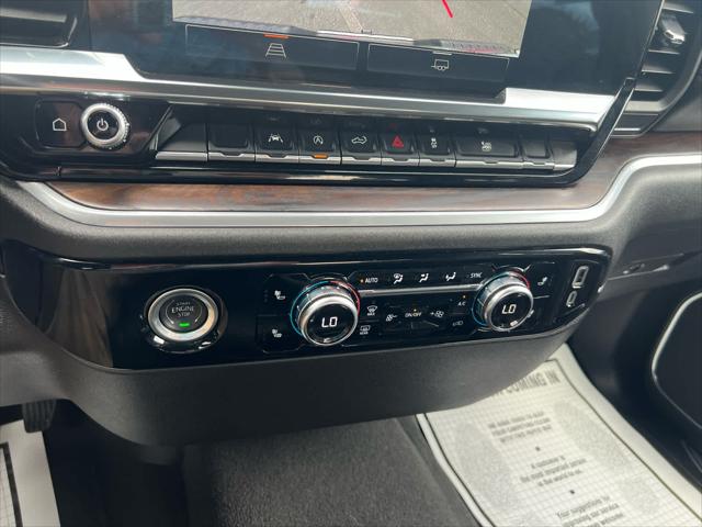 2024 GMC Sierra 1500 4WD Crew Cab Short Box SLT