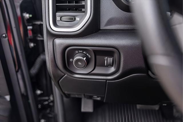 2024 Ram 3500 Tradesman Crew Cab 4x4 8' Box