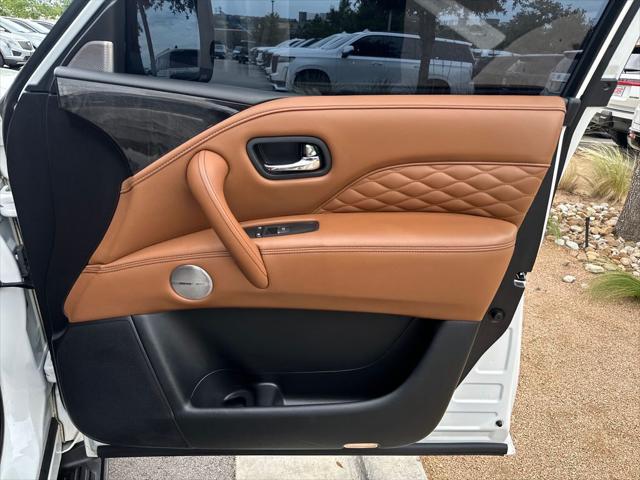 2023 INFINITI QX80 SENSORY AWD