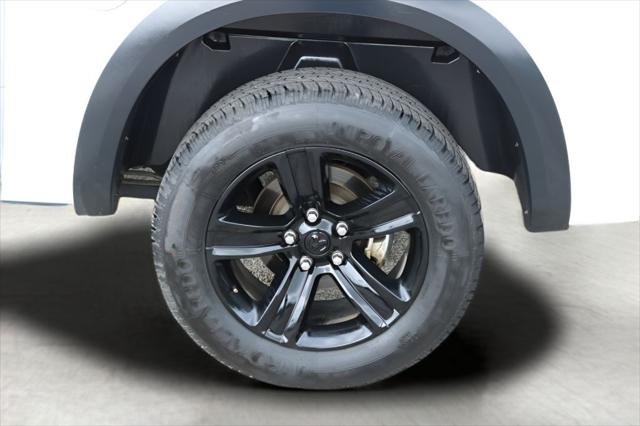 2024 Ram 1500 Classic Warlock Crew Cab 4x4 5'7" Box