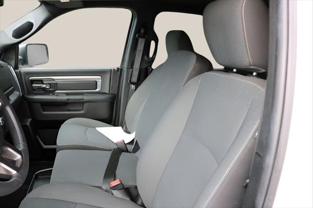 2024 Ram 1500 Classic Warlock Crew Cab 4x4 5'7" Box