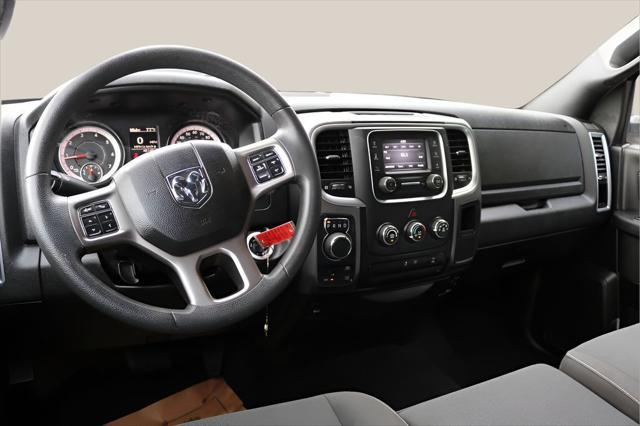 2024 Ram 1500 Classic Warlock Crew Cab 4x4 5'7" Box