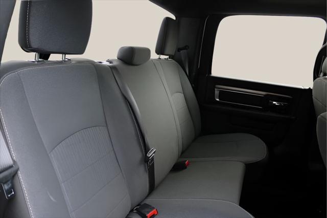 2024 Ram 1500 Classic Warlock Crew Cab 4x4 5'7" Box