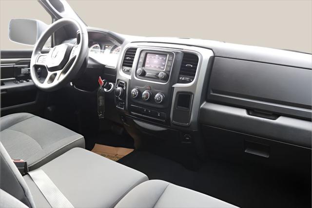 2024 Ram 1500 Classic Warlock Crew Cab 4x4 5'7" Box
