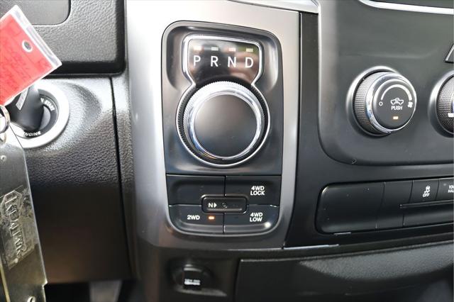 2024 Ram 1500 Classic Warlock Crew Cab 4x4 5'7" Box