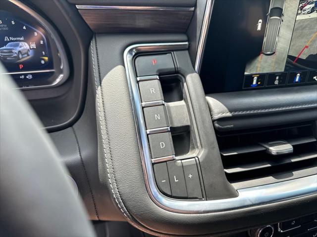 2022 Chevrolet Suburban 4WD Z71