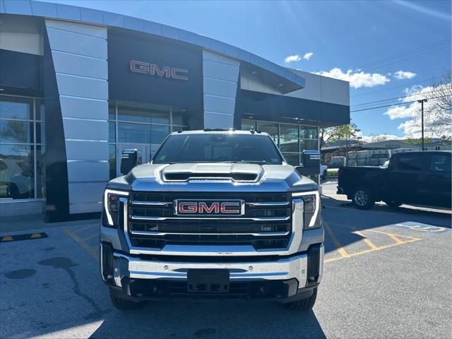 2025 GMC Sierra 3500HD 4WD Crew Cab Long Bed SLT