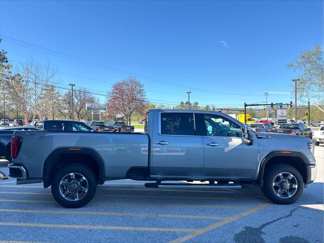 2025 GMC Sierra 3500HD 4WD Crew Cab Long Bed SLT