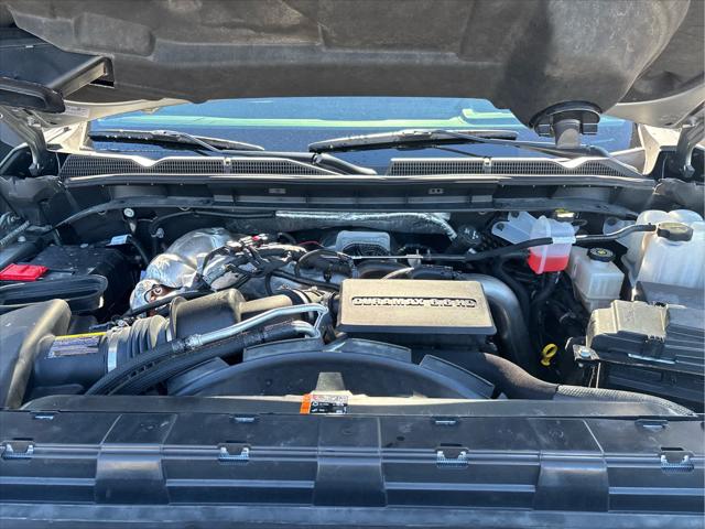 2025 GMC Sierra 3500HD 4WD Crew Cab Long Bed SLT
