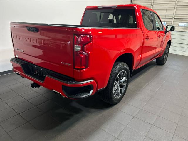 2022 Chevrolet Silverado 1500 4WD Crew Cab Short Bed RST