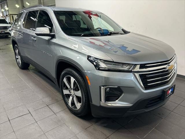 2023 Chevrolet Traverse AWD LT Leather