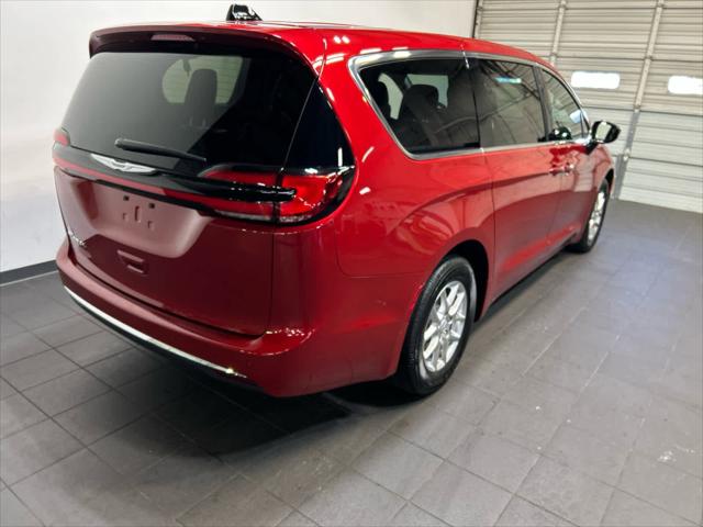 2025 Chrysler Pacifica Select 2025 Chrysler Pacifica Select