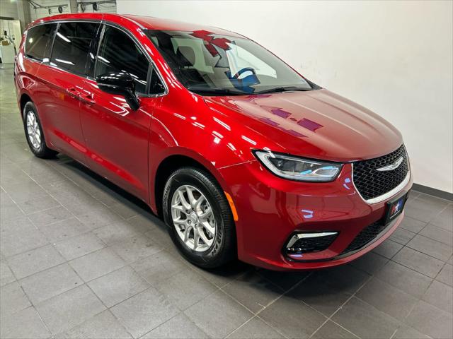 2025 Chrysler Pacifica Select 2025 Chrysler Pacifica Select