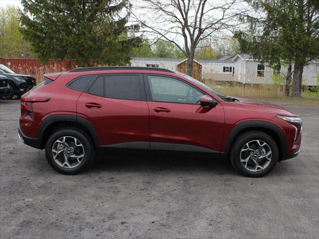 2025 Chevrolet Trax FWD LT
