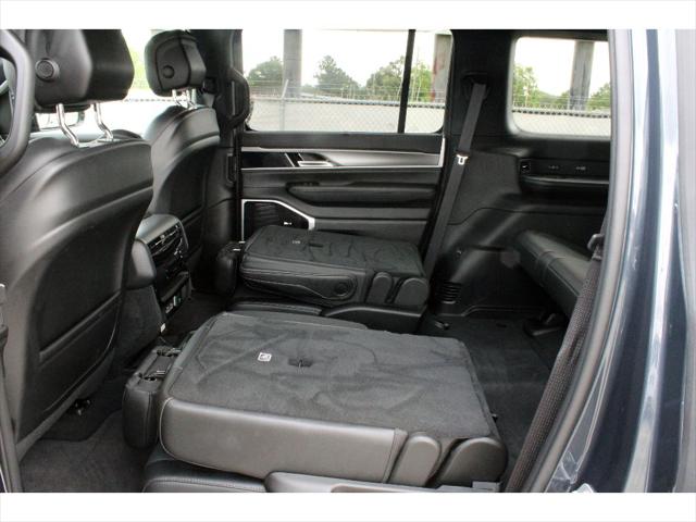 2025 Jeep Wagoneer Series III 4x4