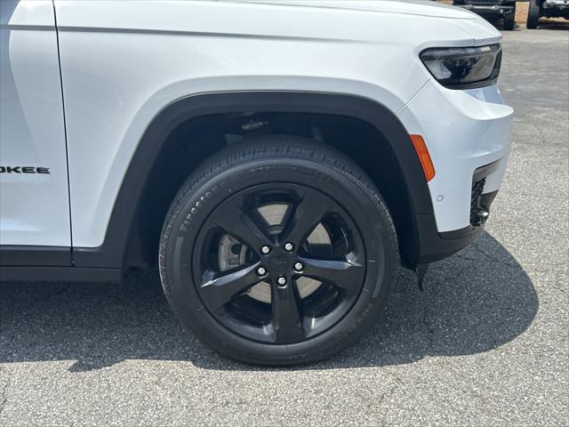 2025 Jeep Grand Cherokee L Limited 4x2