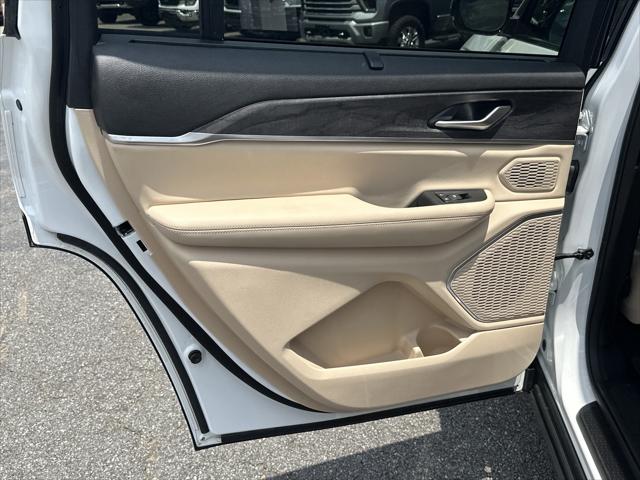 2025 Jeep Grand Cherokee L Limited 4x2