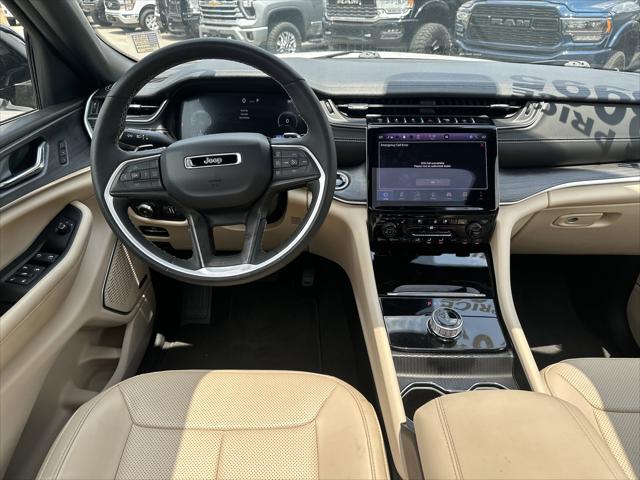2025 Jeep Grand Cherokee L Limited 4x2