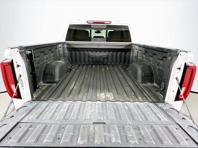 2022 GMC Sierra 1500 Limited 4WD Crew Cab Short Box SLT