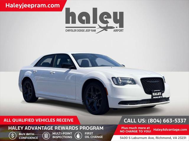 2023 Chrysler 300 Touring