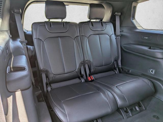 2025 Jeep Grand Cherokee L Limited 4x4