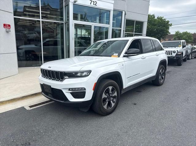 2022 Jeep Grand Cherokee 4xe Limited 4x4 2022 Jeep Grand Cherokee 4xe Limited 4x4