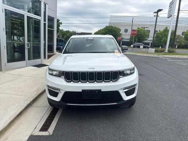 2022 Jeep Grand Cherokee 4xe Limited 4x4 2022 Jeep Grand Cherokee 4xe Limited 4x4