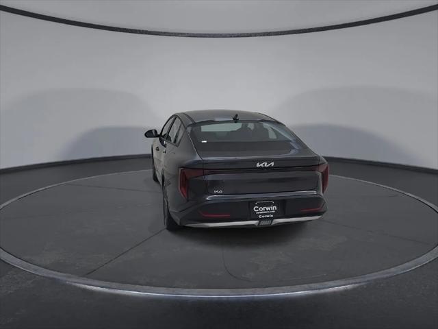 2025 Kia K4 LXS