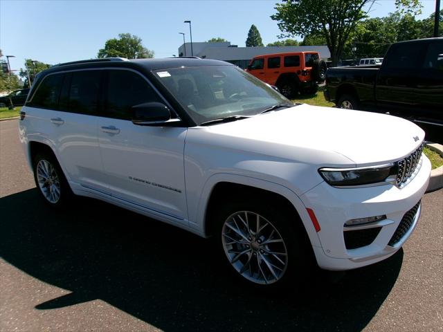2024 Jeep Grand Cherokee Summit 4x4 2024 Jeep Grand Cherokee Summit 4x4