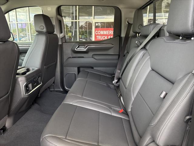 2025 GMC Sierra 1500 2WD Crew Cab Short Box SLT