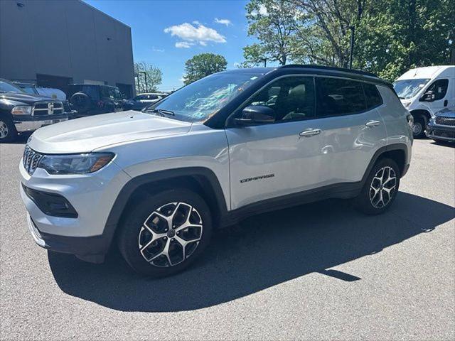 2025 Jeep Compass Limited 4x4 2025 Jeep Compass Limited 4x4