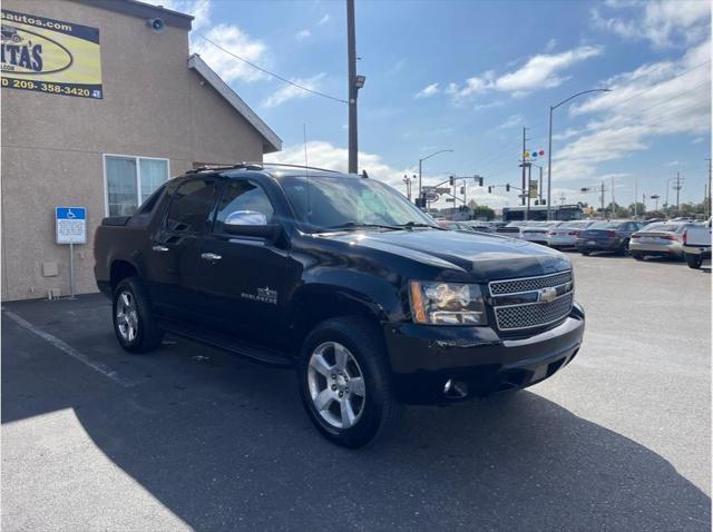 2011 Chevrolet Avalanche LS