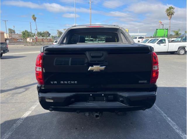 2011 Chevrolet Avalanche LS