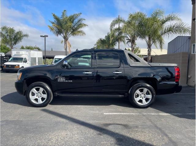 2011 Chevrolet Avalanche LS